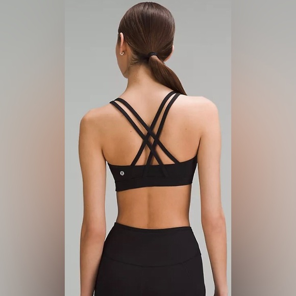 Size 2 Lululemon sports bra like with criss cross back - Picture 2 of 4